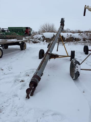 Main image Hutchinson 8x18